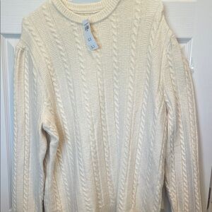 Men's Abercrombie and Fitch Cream Cable Knit Sweater